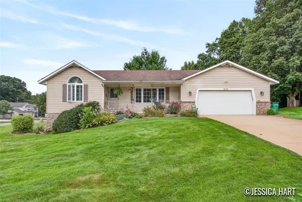 1675 Bramblewood, Dorr, MI 49323