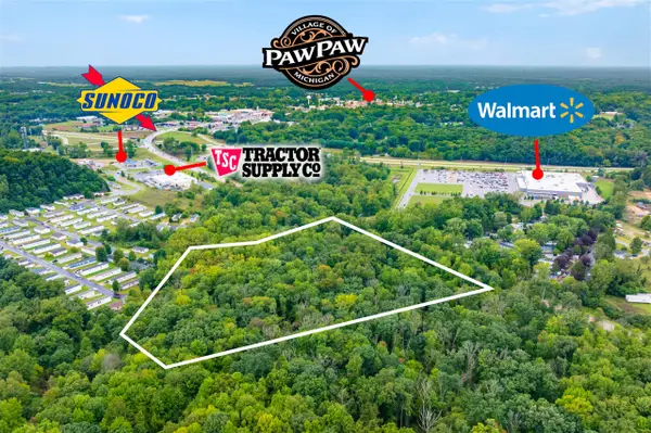1020 M-40, Paw Paw, MI 49079