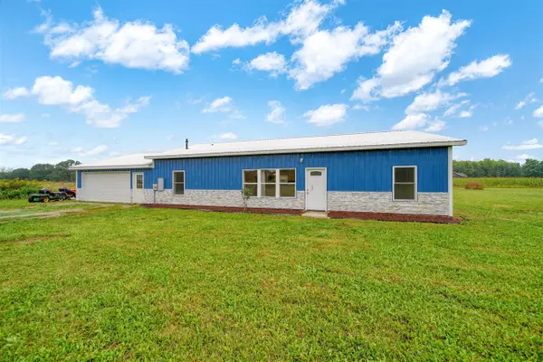6474 Kennedy, Munith, MI 49259