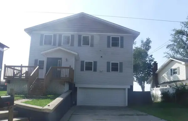 2918 E Shore, Portage, MI 49002