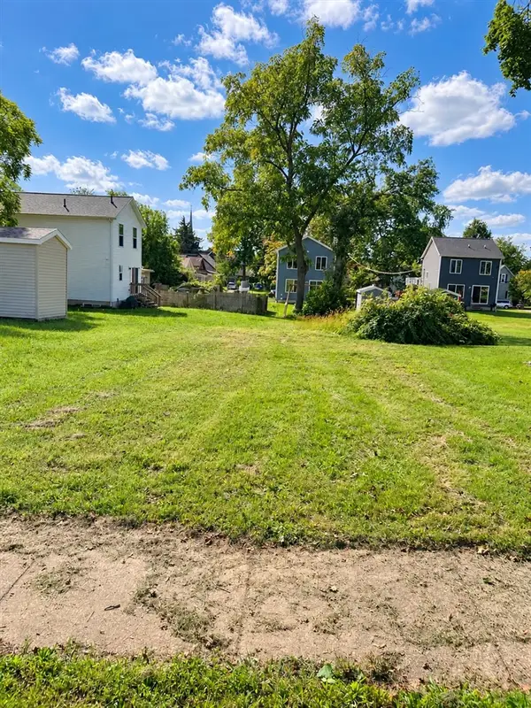 704 Irving, Jackson, MI 49202