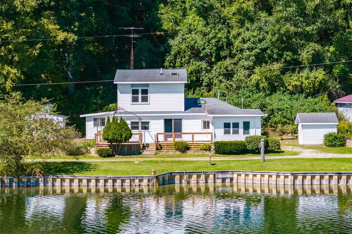2351 Bristol Lake, Dowling, MI 49050 - #1