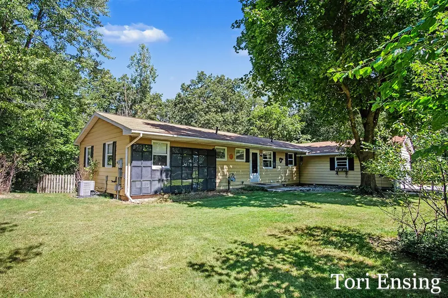 9054 Baker, Greenville, MI 48838 - #3