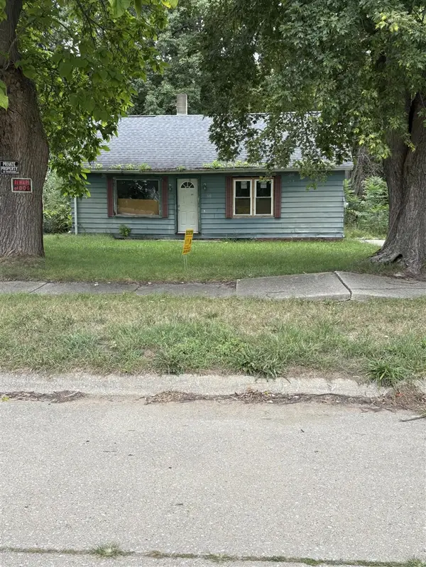 911 Waukonda, Benton Harbor, MI 49022