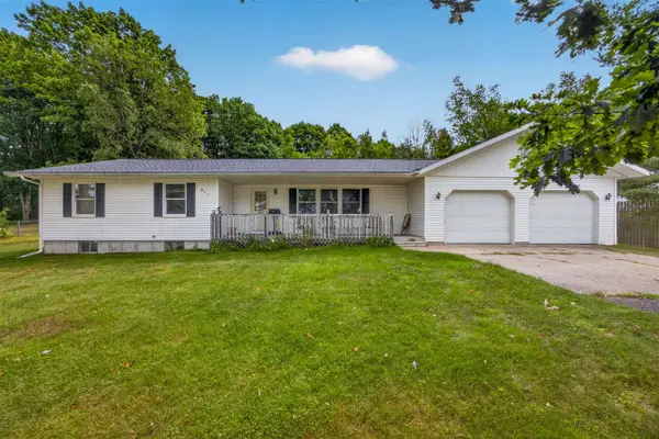911 Scott, Cadillac, MI 49601