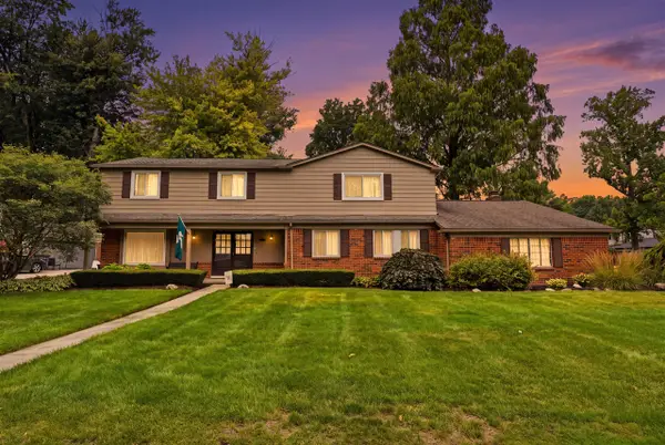 16759 Timberview, Clinton Township, MI 48036