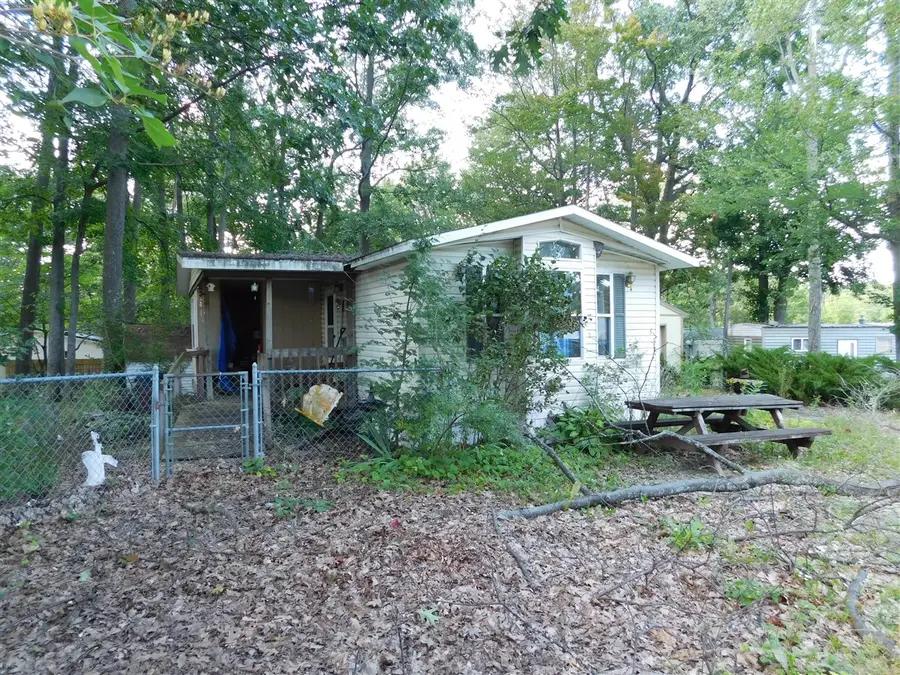 304 Magellan, Houghton Lake, MI 48629 - #3