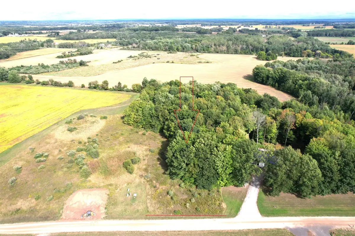W Waters Edge Dr, Scottville, MI 49454 - #1