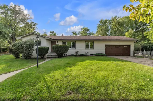 1601 Peach, Ann Arbor, MI 48105