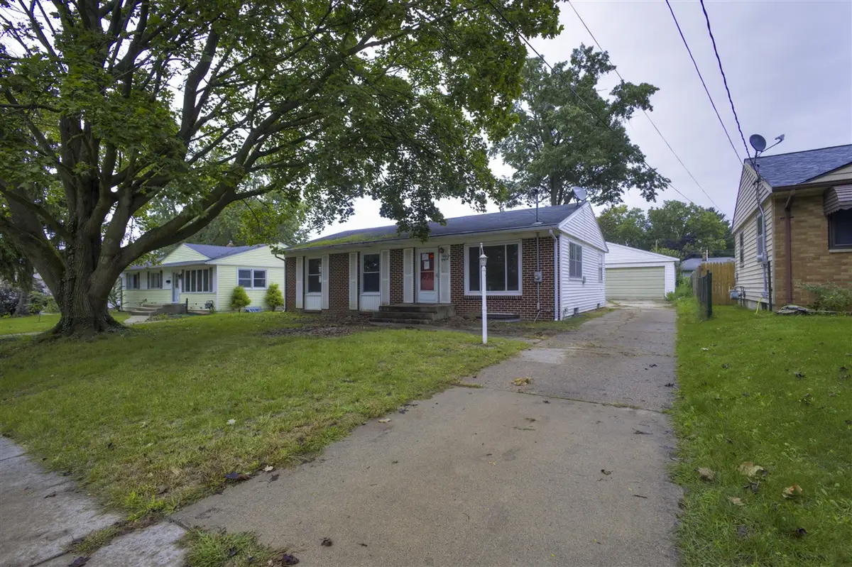 3714 Collingwood, Wyoming, MI 49519 - #1