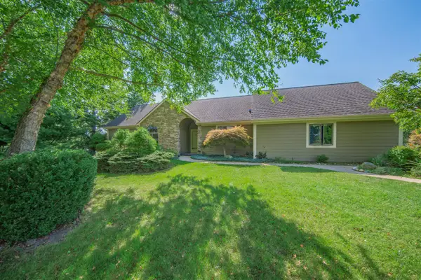 1335 N Silo Ridge, Ann Arbor, MI 48108