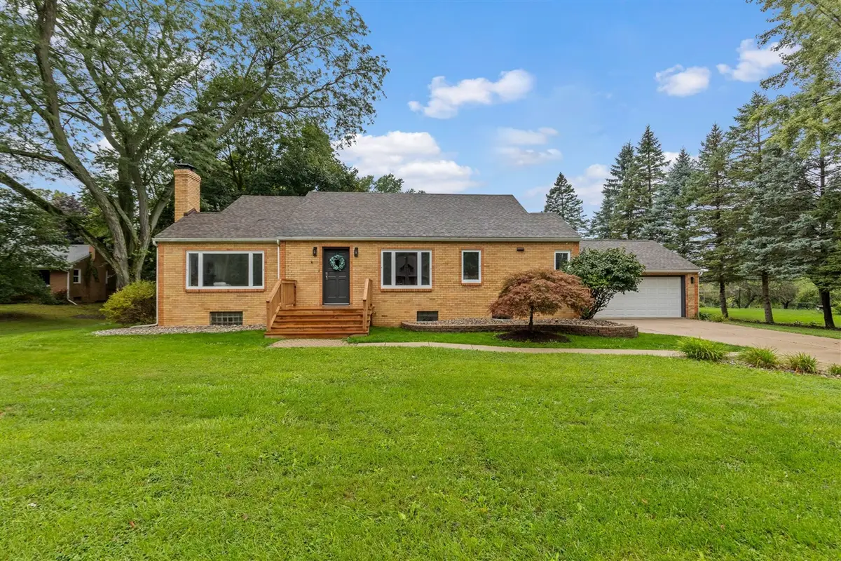 219 Bon Air, Lansing, MI 48917 - #1
