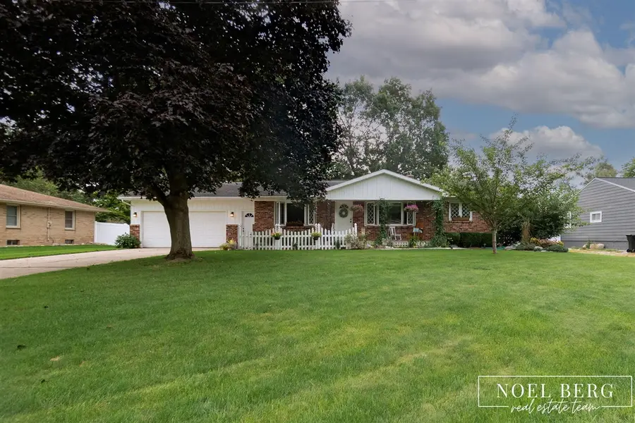 1216 Sycamore, Jenison, MI 49428 - #2