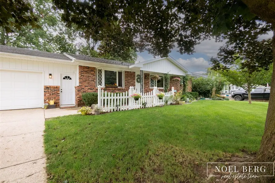 1216 Sycamore, Jenison, MI 49428 - #3