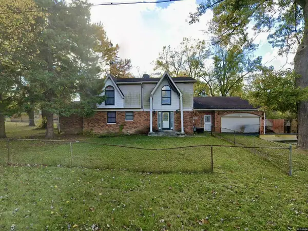 22951 Chippewa, Detroit, MI 48219