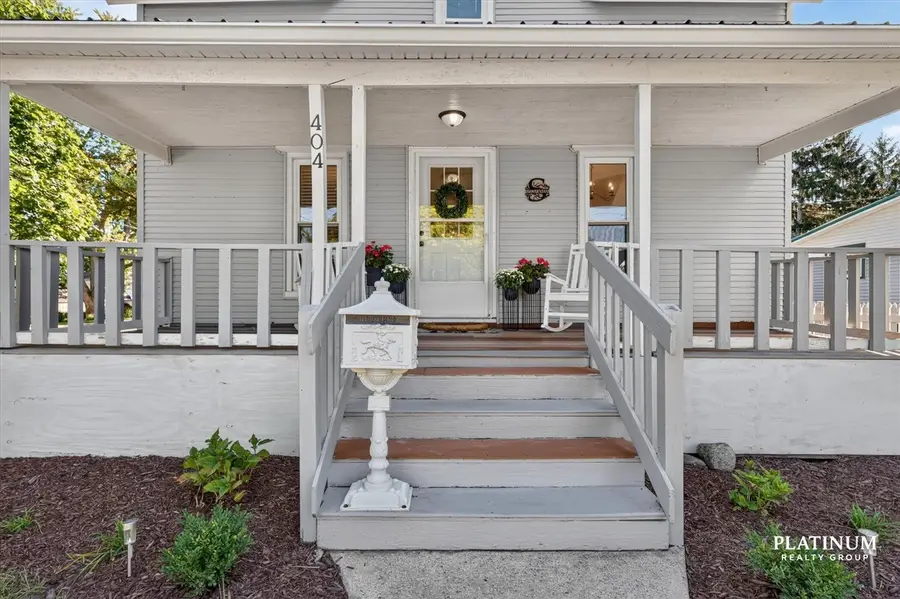 404 S Division, Fremont, MI 49412 - #3