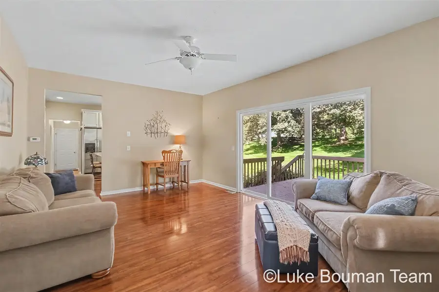 945 Bay Ridge, Holland, MI 49424 - #3