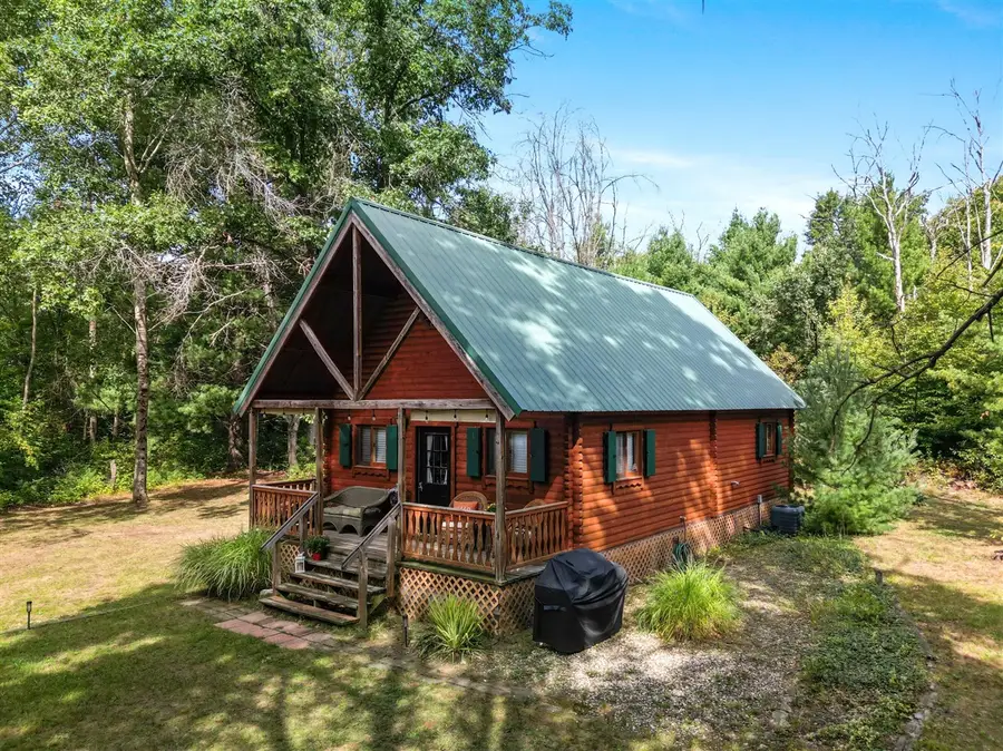 3661 E Gustafson, White Cloud, MI 49349 - #3