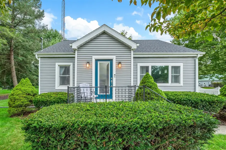 4604 Cleveland, Stevensville, MI 49127 - #2