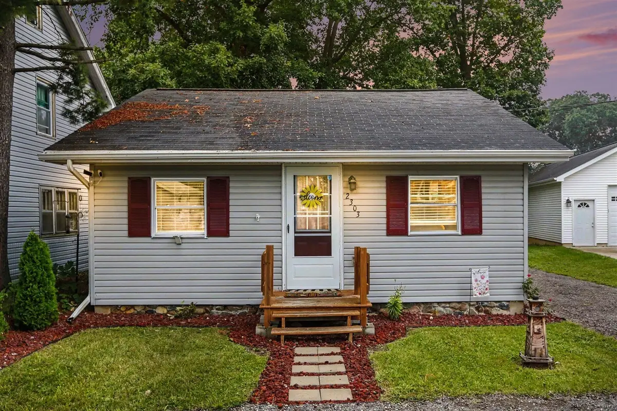 2303 Bartlett, Pleasant Lake, MI 49272 - #1