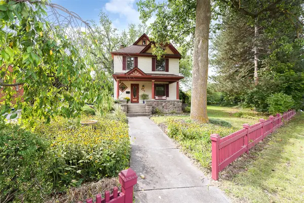 327 N Ann Arbor, Saline, MI 48176