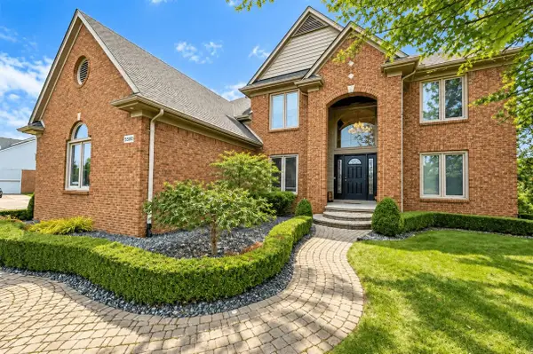 56360 Kirkridge, Shelby Twp, MI 48316
