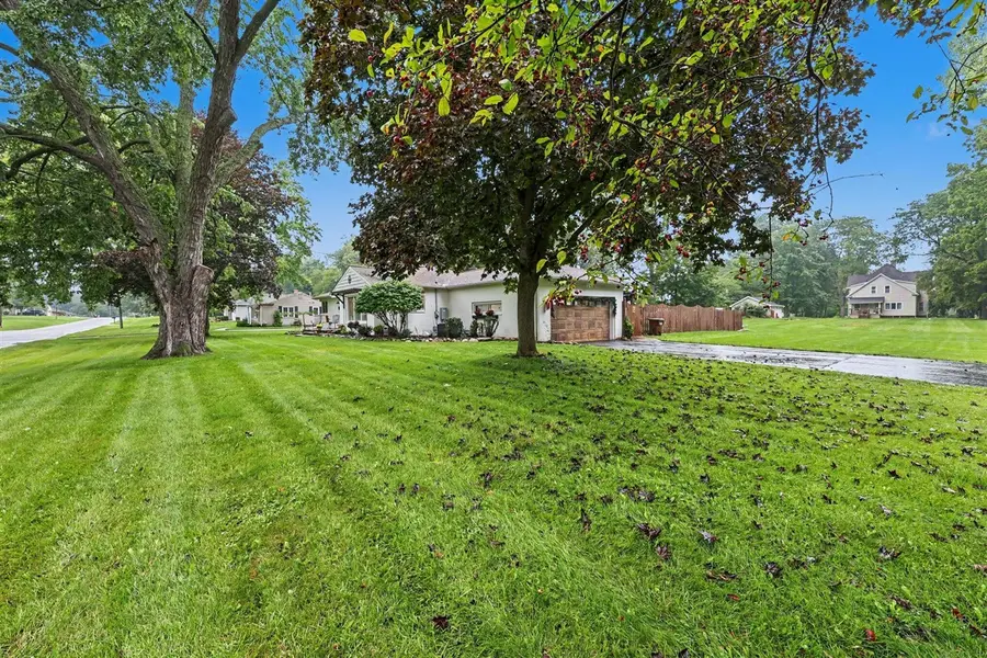 1014 Crestwood, Jackson, MI 49203 - #3