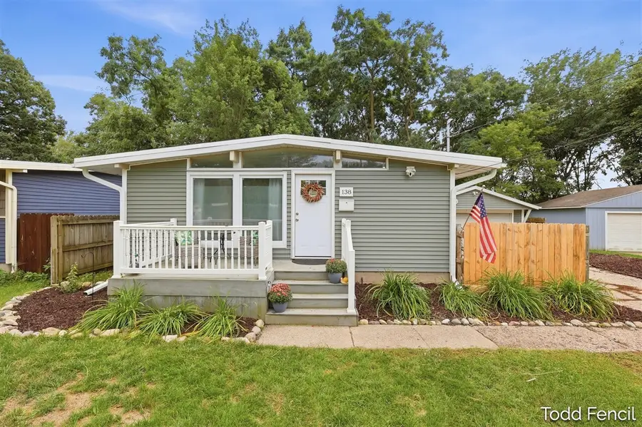 138 Highland, Rockford, MI 49341 - #2