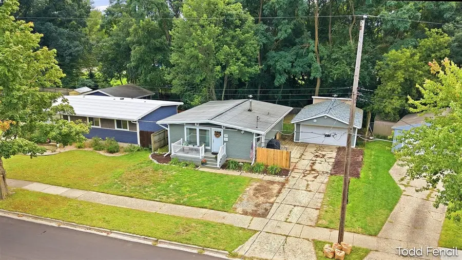138 Highland, Rockford, MI 49341 - #3