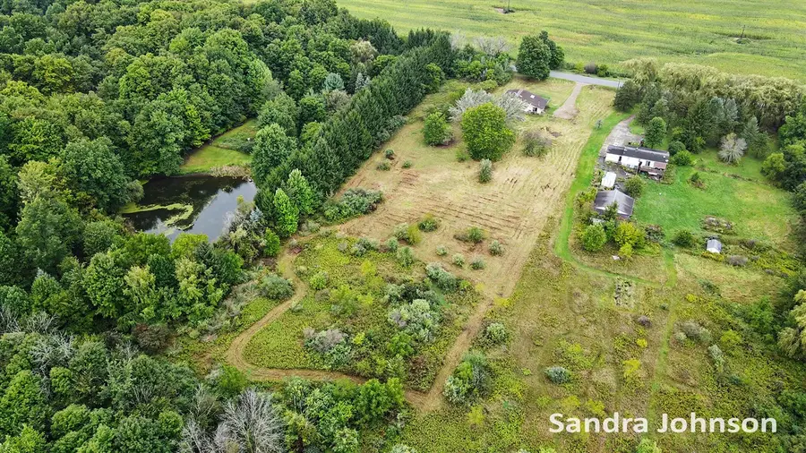 900 E Dowling, Hastings, MI 49058 - #3