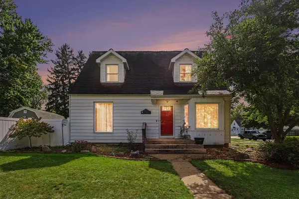 52 W Pine, Fremont, MI 49412