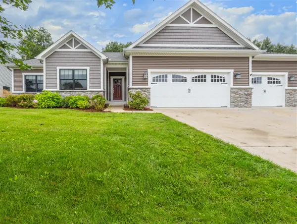 1874 Fox Prairie, Saint Joseph, MI 49085