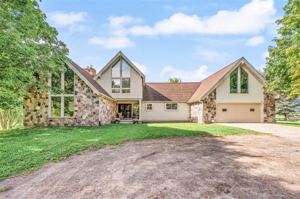 11421 S Deer Lake, Reed City, MI 49677