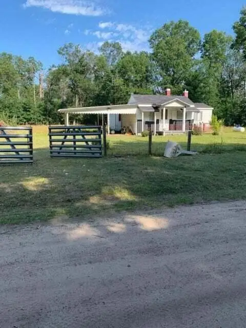 6908 Esther, Baldwin, MI 49304