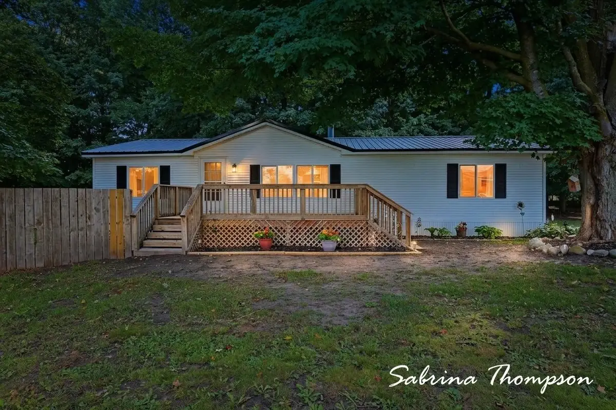 3626 N Comstock, Hesperia, MI 49421 - #1