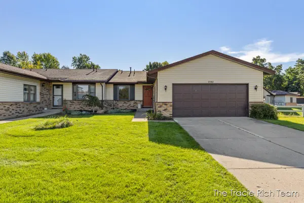2142 Remington, Grand Rapids, MI 49505