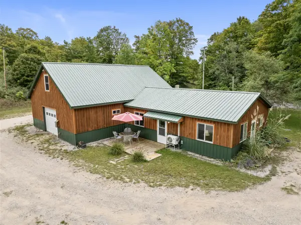 7314 Walker, Benzonia, MI 49616