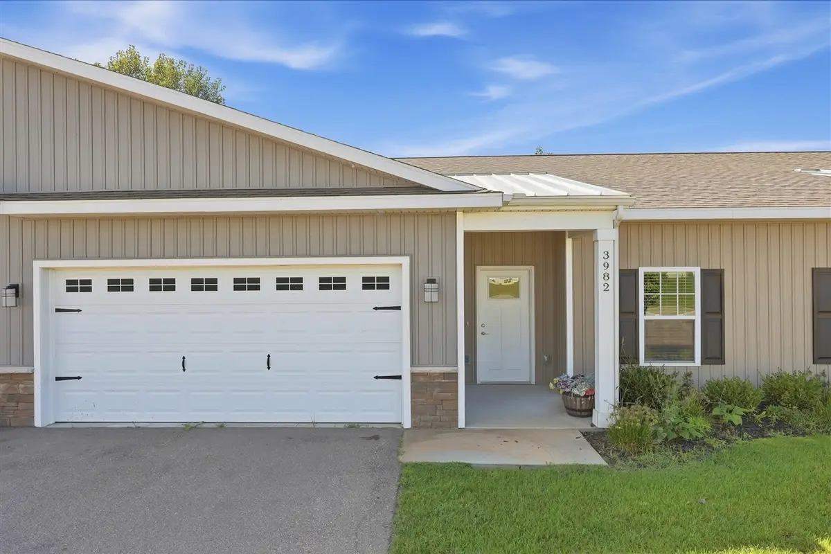 3982 Reserve, Wyoming, MI 49418 - #1