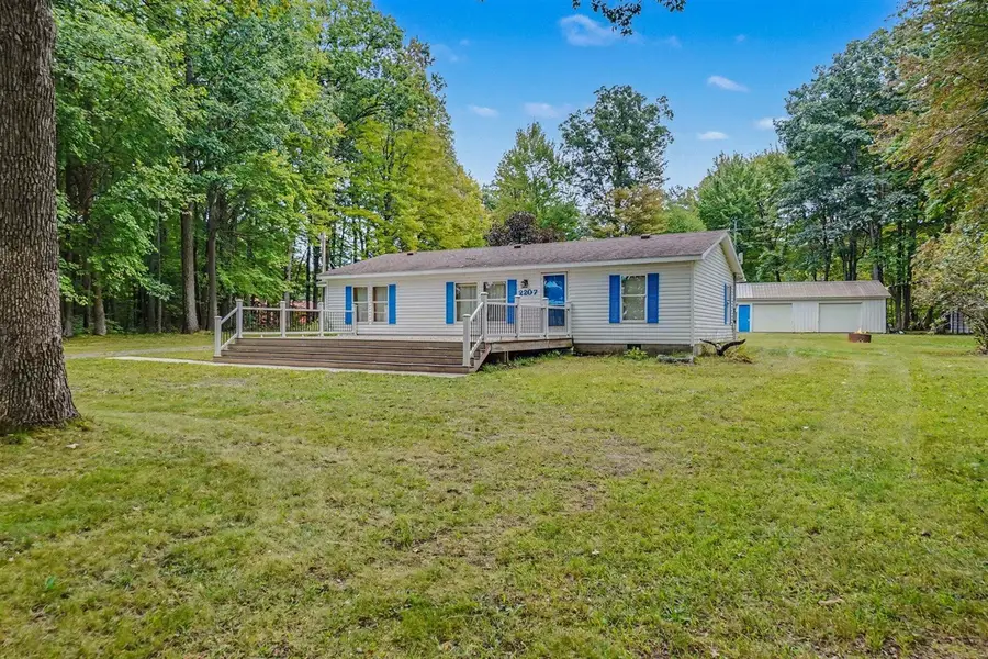 2207 Wolf Lake, Baldwin, MI 49304 - #2