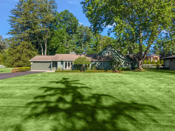 6230 Darramoor, Bloomfield Hills, MI 48301