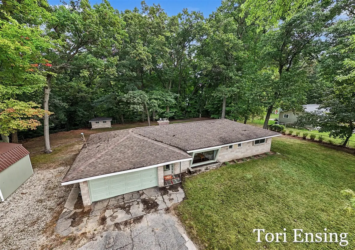 11852 W Carson City, Greenville, MI 48838 - #1