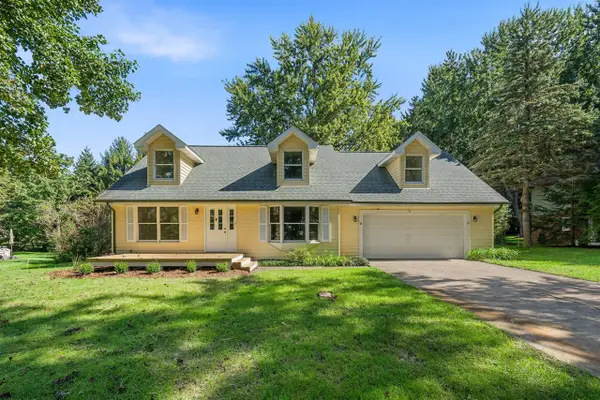 43618 Carla, Paw Paw, MI 49079