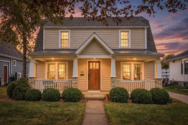 821 Lewis, Saint Joseph, MI 49085