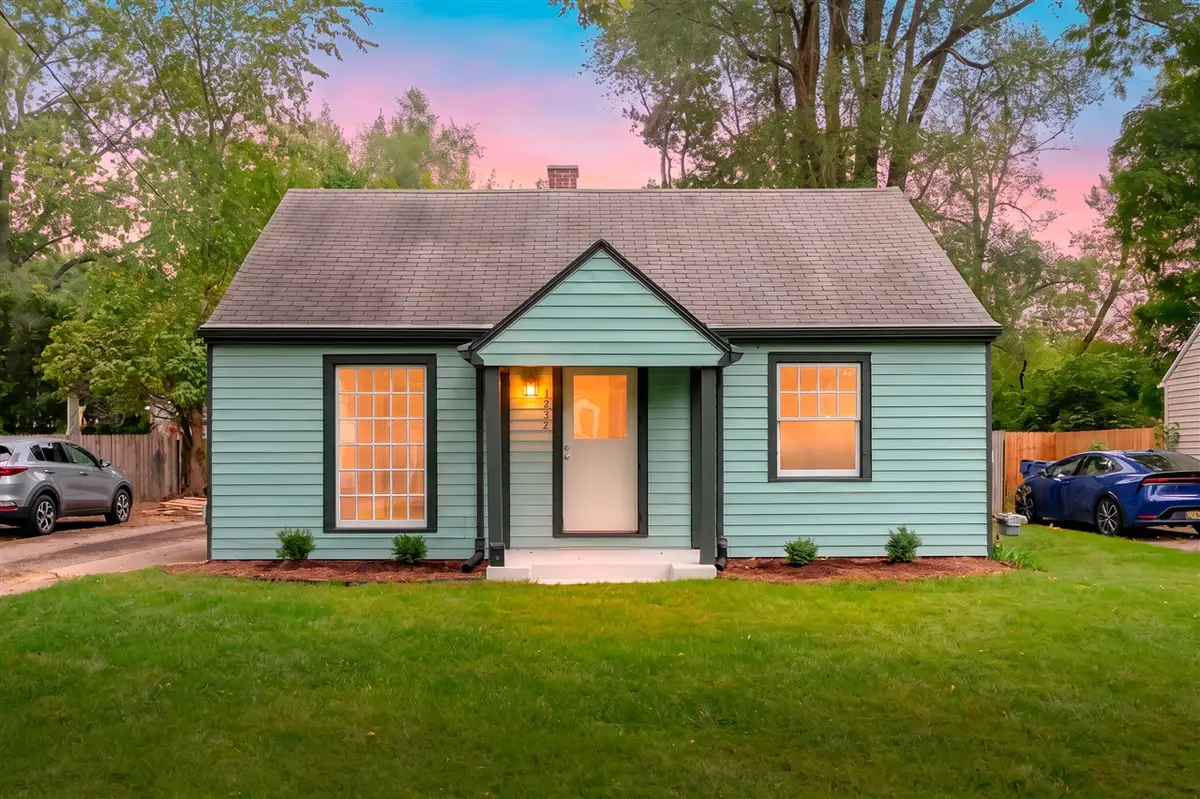 1232 Nassau, Kalamazoo, MI 49048 - #1