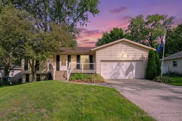 2665 Burton, Grand Rapids, MI 49546