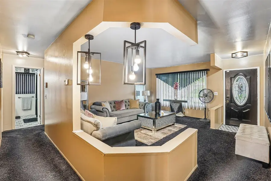 27248 Newport, Warren, MI 48088 - #3