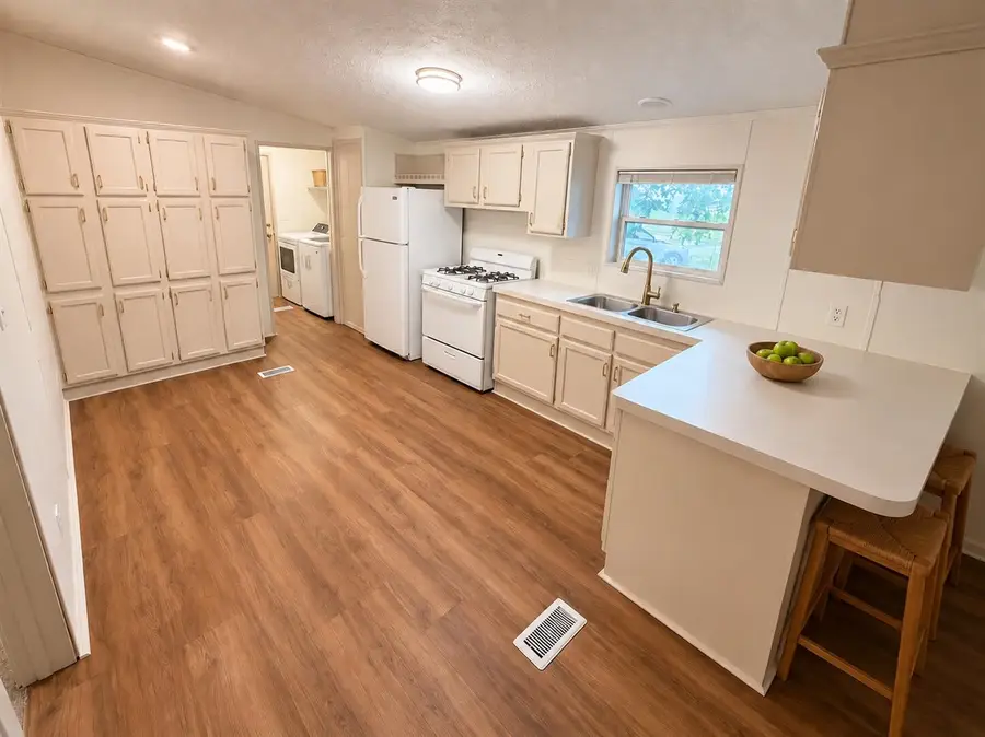 2651 Edmonton #186, Wyoming, MI 49519 - #2