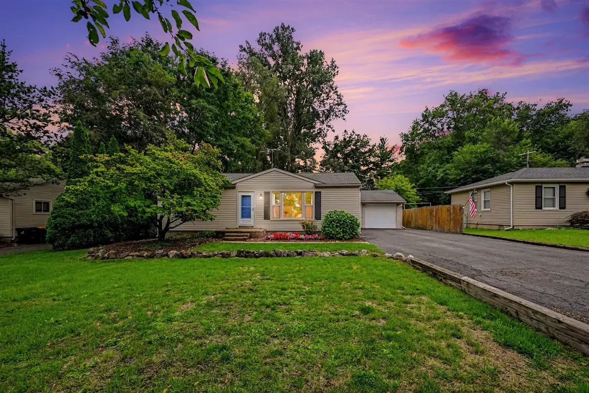 34895 Bridgeman, Farmington Hills, MI 48335 - #1
