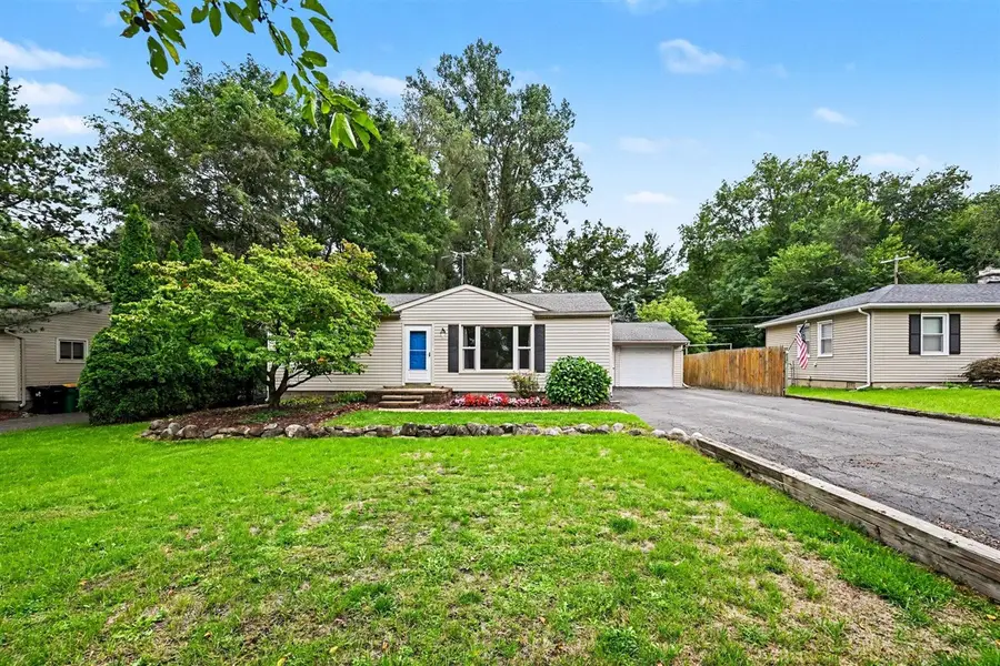 34895 Bridgeman, Farmington Hills, MI 48335 - #2