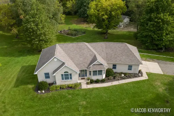 12285 Downes, Lowell, MI 49331